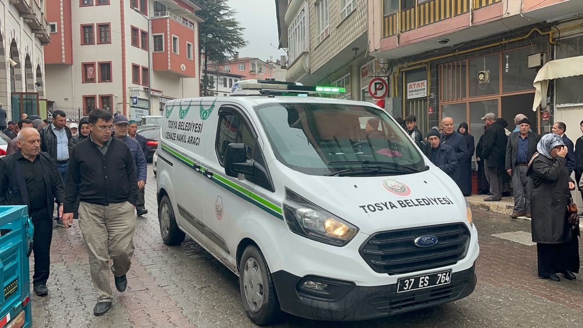 Kastamonu Tosya\'da öldürülen imam İrfan Vurucu defnedildi, 3 şüpheli sevk edildi