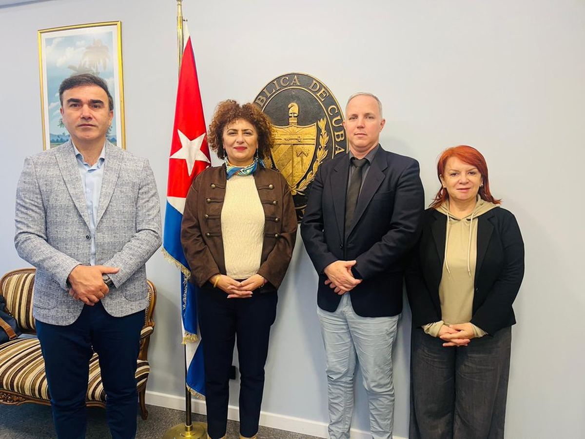 KESK, Küba Büyükelçiliği\'nde 28 Ekim BM oturumu için ablukanın kaldırılmasını istedi