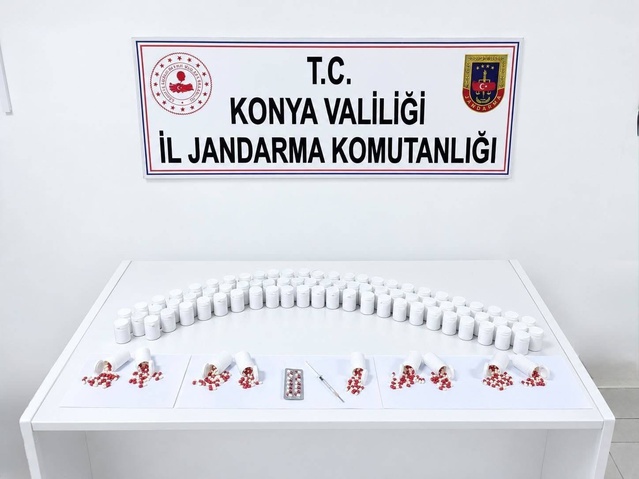 Konya'da 15 günde 26 operasyonda 4 bin 137 sentetik hap ele geçirildi
