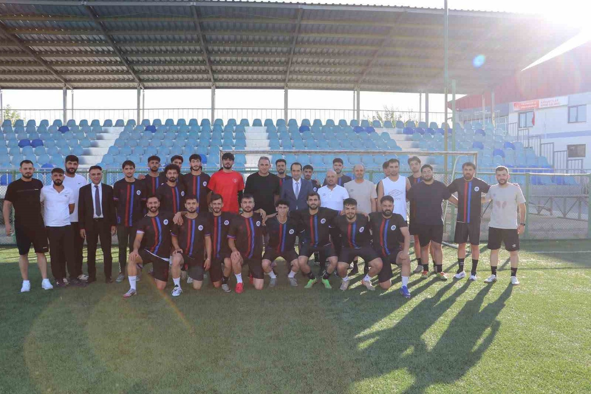 Kovancılarspor, PGL 3. Grup ilk hafta maçında Nevşehir Kapadokya\'ya konuk oluyor
