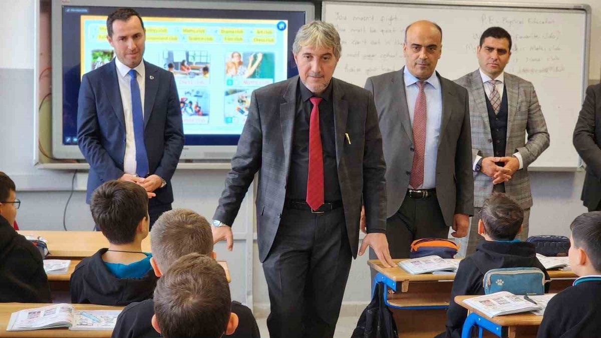 Kütahya İl Milli Eğitim Müdürü Yılmaz, Tavşanlı\'da Maarif Modeli\'ne dikkat çekti