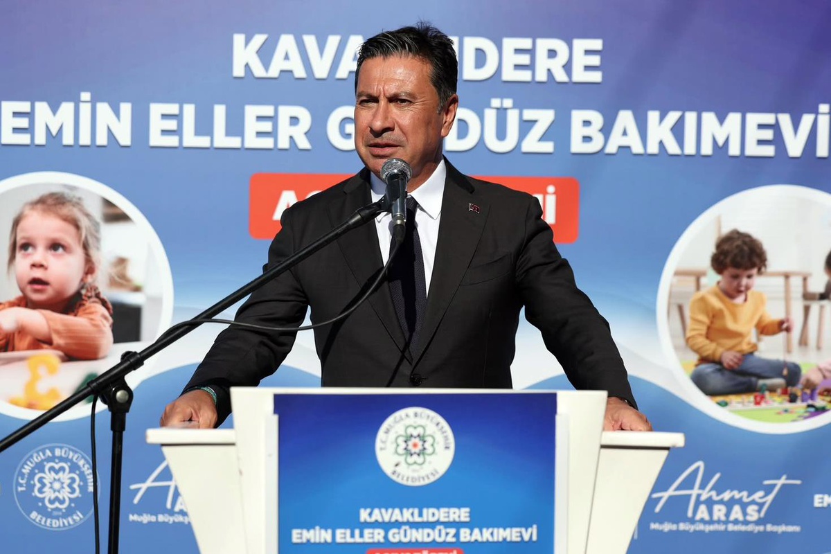 Muğla Büyükşehir Belediye Başkanı Ahmet Aras CHP\'den istifa etti