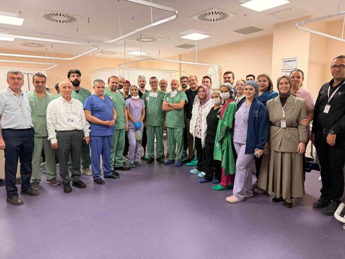 Nazilli Devlet Hastanesi\'nde ilk koroner bypass hastayı sevk edilmekten kurtardı