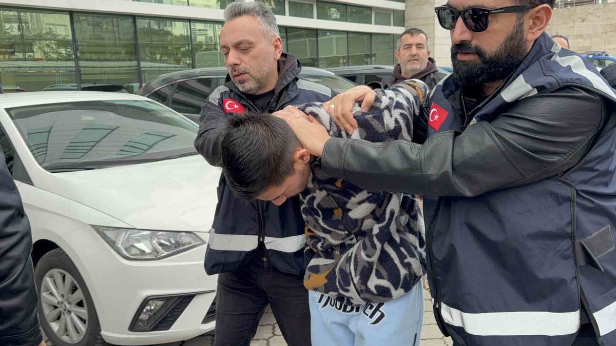 Samsun\'da satır ve bıçakla öldürülen Ferit Marhan davasında 3 sanığa müebbet istemi