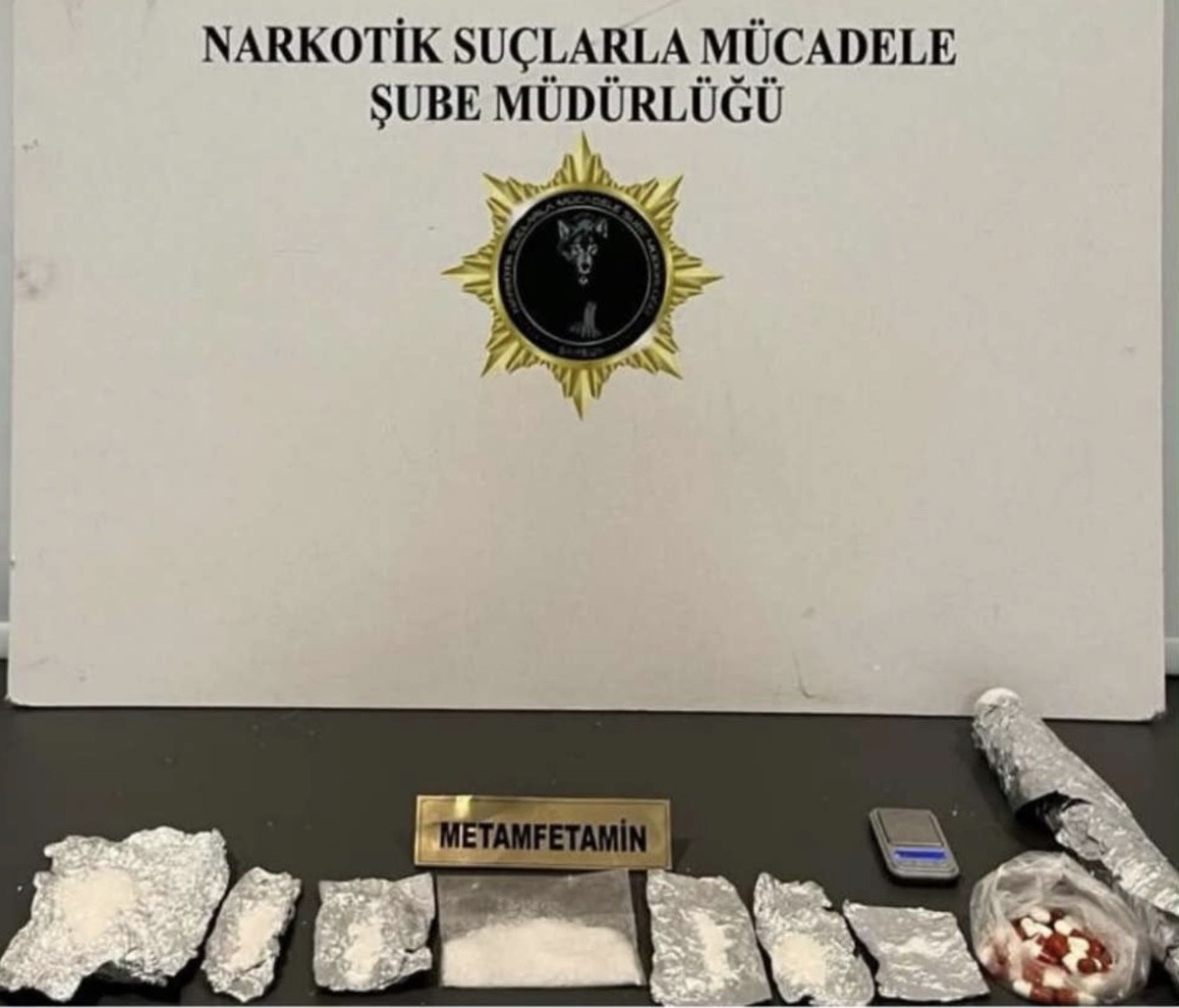 Samsun Atakum ve İlkadım\'da uyuşturucu operasyonunda 4 şahsa adli işlem başlatıldı