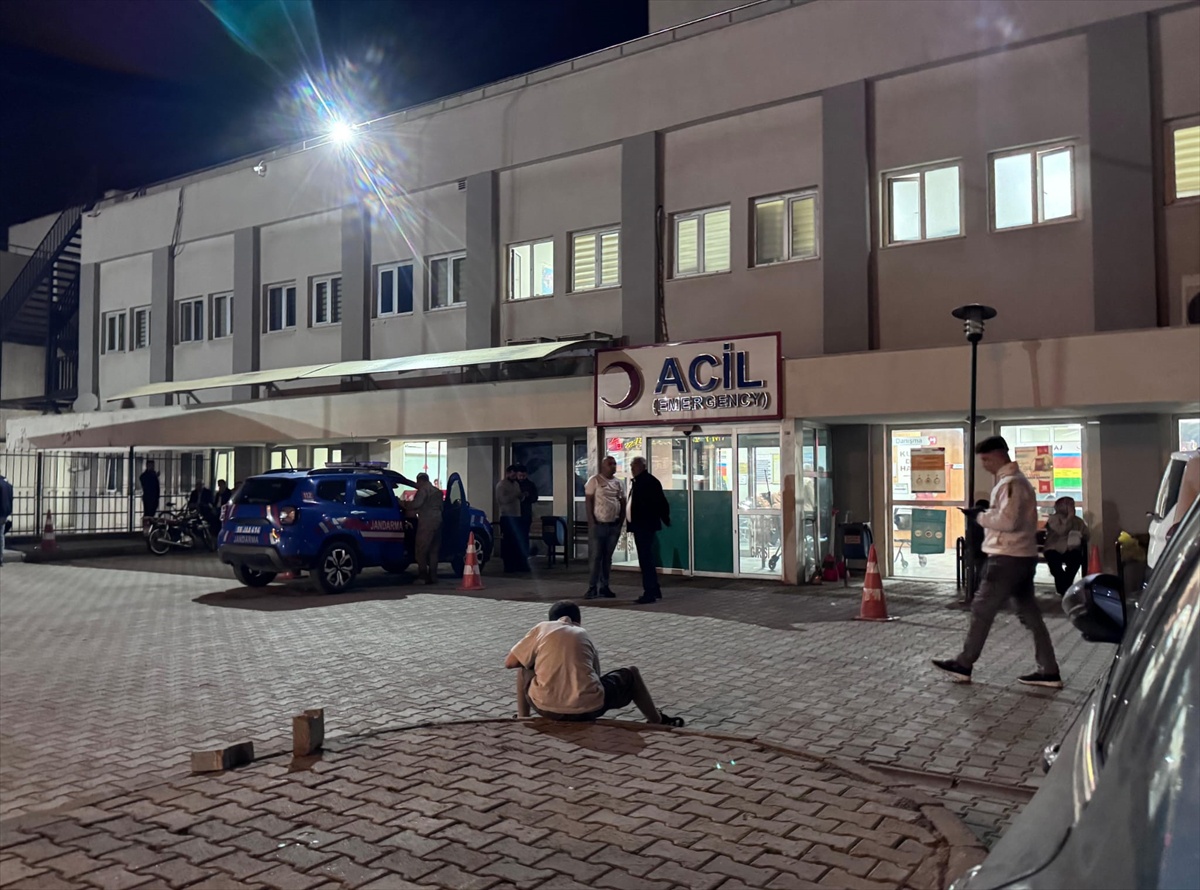Yemek yedikten sonra fenalaştılar! 19\'u öğrenci 22 kişi hastanede