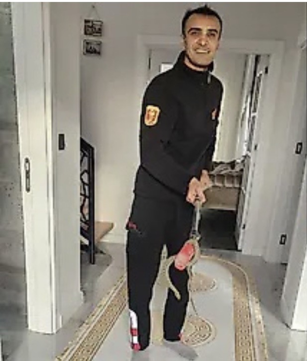 Siirt\'te eve giren 1,5 metrelik yılan itfaiyenin 3 saatlik çalışmasıyla yakalandı