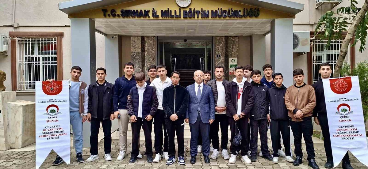 Şırnak\'ta öğrenciler ÇEDES kapsamında Malazgirt kampına uğurlandı