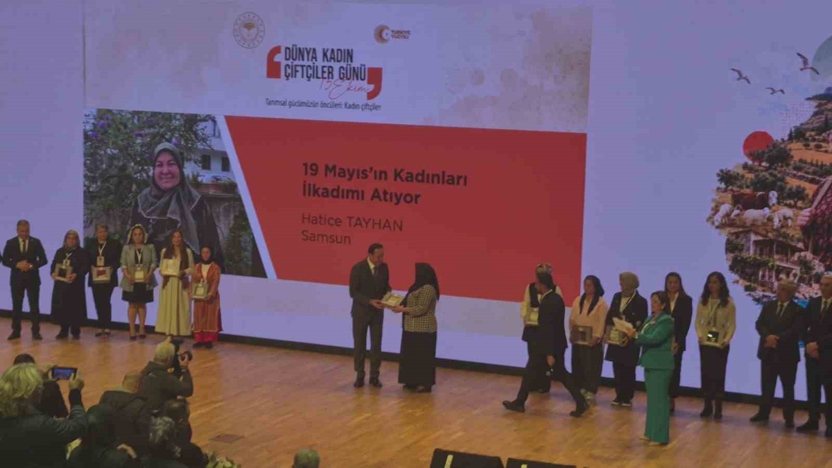 Samsun 19 Mayıs\'taki kadın çiftçi projesi Tarım ve Orman Bakanlığından ödül aldı