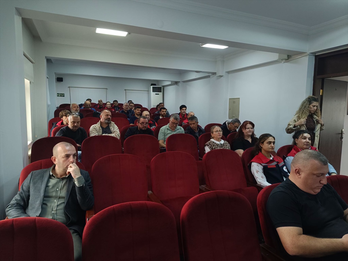 Tekirdağ\'da tarım personeline koruyucu sağlık ve ilk yardım eğitimi verildi