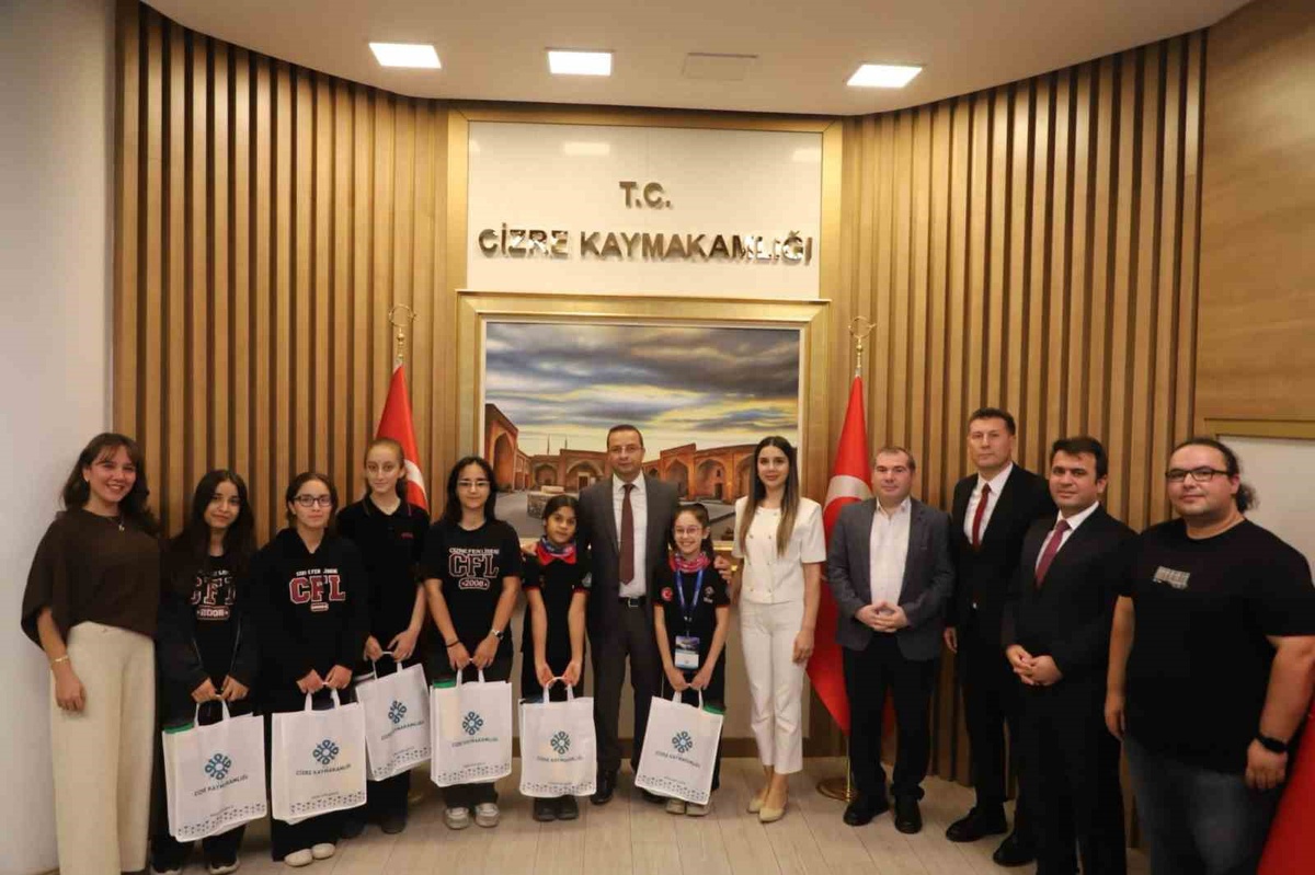 TEKNOFEST 2026 finalistleri Cizre Kaymakamı Baycar\'ı makamında ziyaret etti