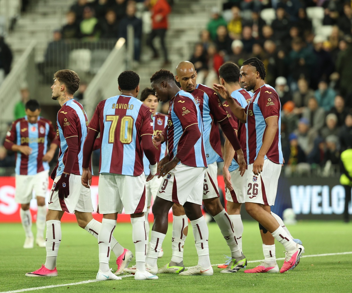 Trabzonspor Konferans Ligi\'nde KuPS Kuopio\'yu 4-2 yenip Avrupa\'ya galibiyetle başladı