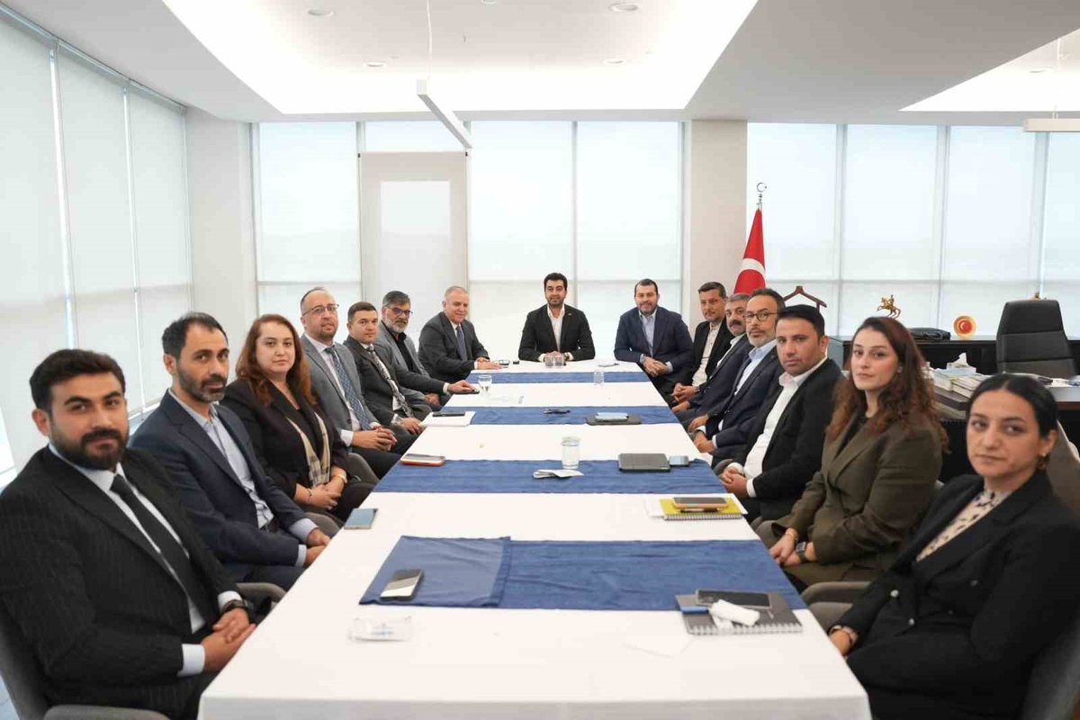 Tuzla\'da 50 bin kişiyi ilgilendiren emsal transferi sorunu için toplantı yapıldı