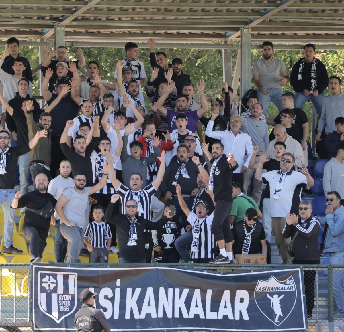 Aydınspor maddi ve idari destek bulamayınca 9 gün kala lige katılmayacak
