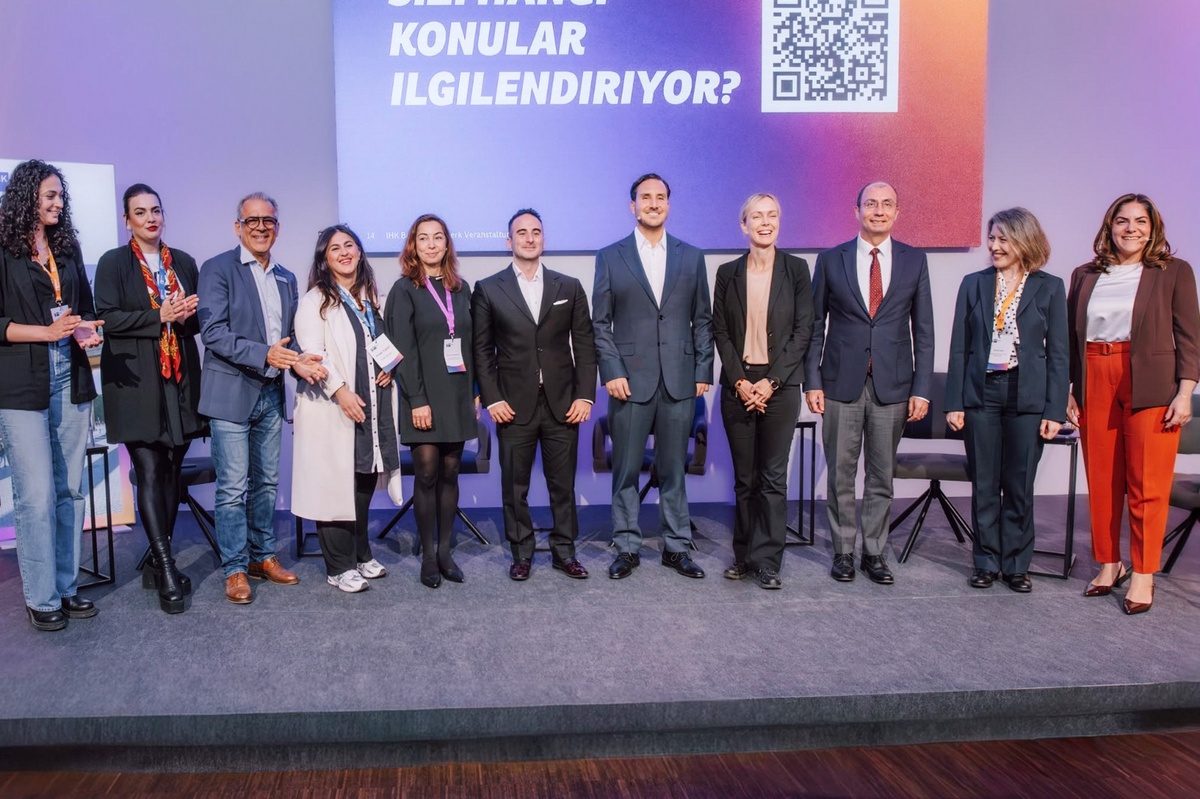 IHK etkinliğinde Türk ve Alman iş dünyası 60 milyar dolarlık ticaret hedefini görüştü