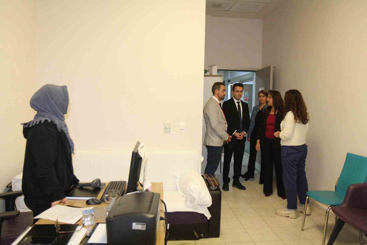 Çivril\'de MR Cihazı ve Kanser Taramaları İncelendi