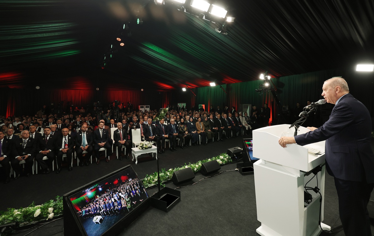 Erdoğan: İstanbul Tıp Fakültesi ecdadın emanetidir