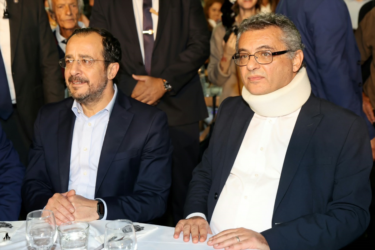 KKTC lideri Erhürman ile GKRY lideri Hristodulidis Pile\'de aynı masada yemek yedi