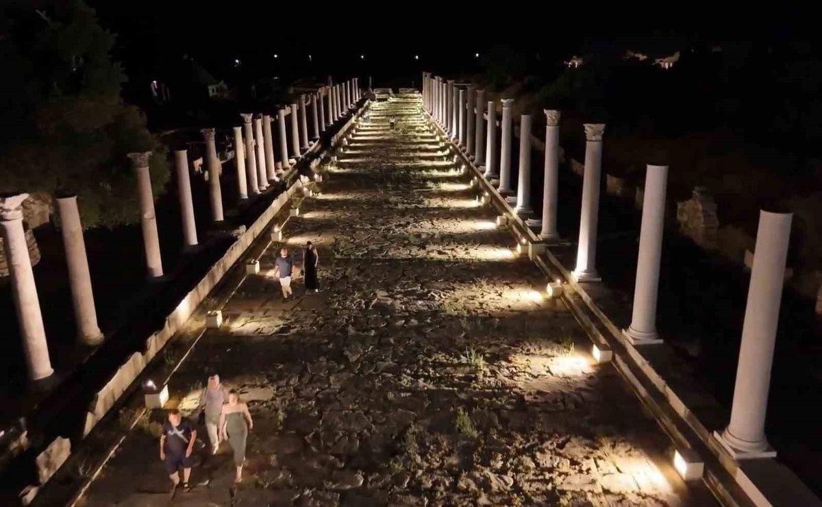 Gece müzeciliğinde ziyaretçi sayısı 1 milyon 326 bin 590\'a ulaştı