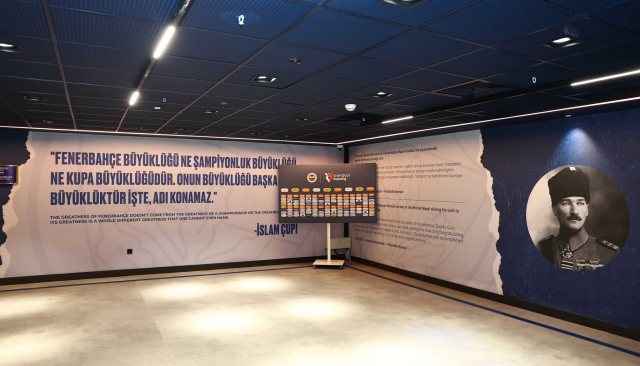 Fenerbahçe'nin 20 yıllık soyunma odası yenilendi! Masrafı yönetim kurulu üyeleri karşıladı