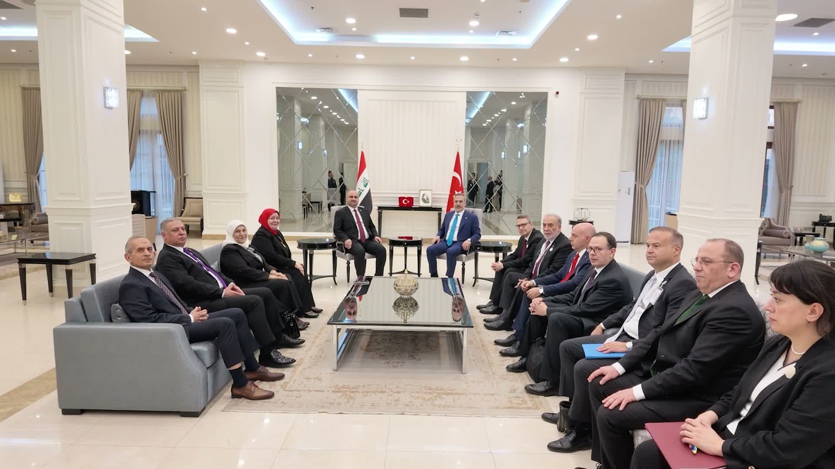 Dışişleri Bakanı Fidan, Bağdat\'ta Ağaoğlu ile Türkmen heyetini kabul etti