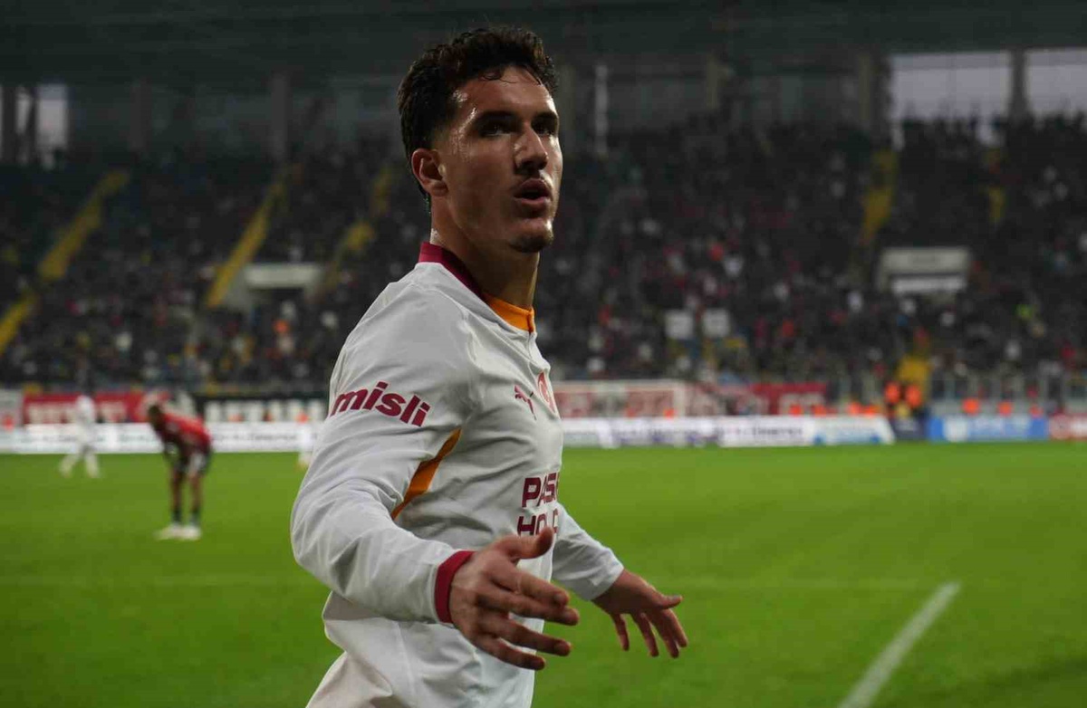 Galatasaray, Okan Buruk\'un 150. maçında Gençlerbirliği\'ni 1-0 yenip lider kaldı