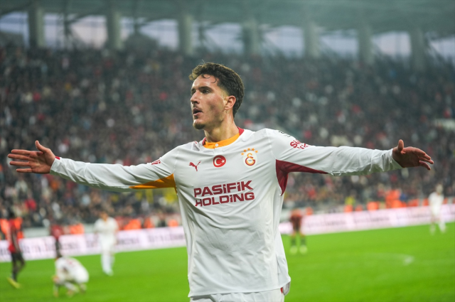 Galatasaray liderliğini 88. dakikada attığı golle korudu