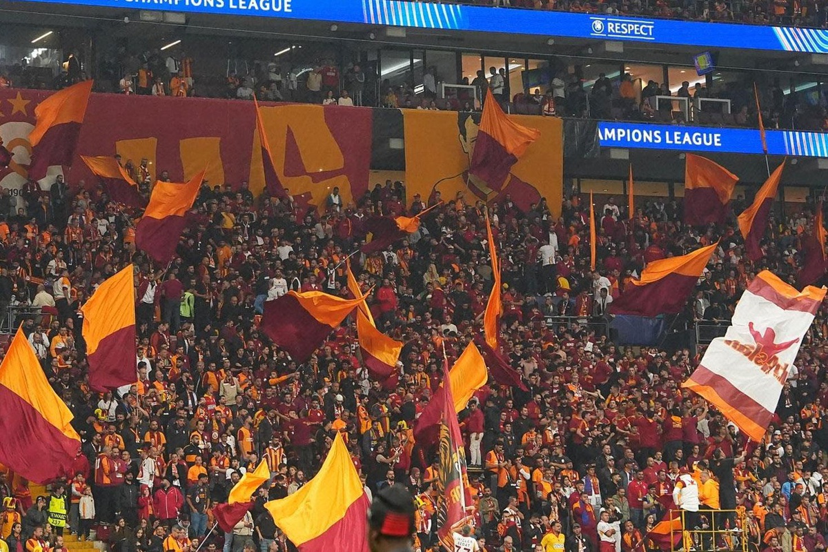 Galatasaray\'da şok ayrılık kapıda! "Maaşıma sayın" deyip gidiyor