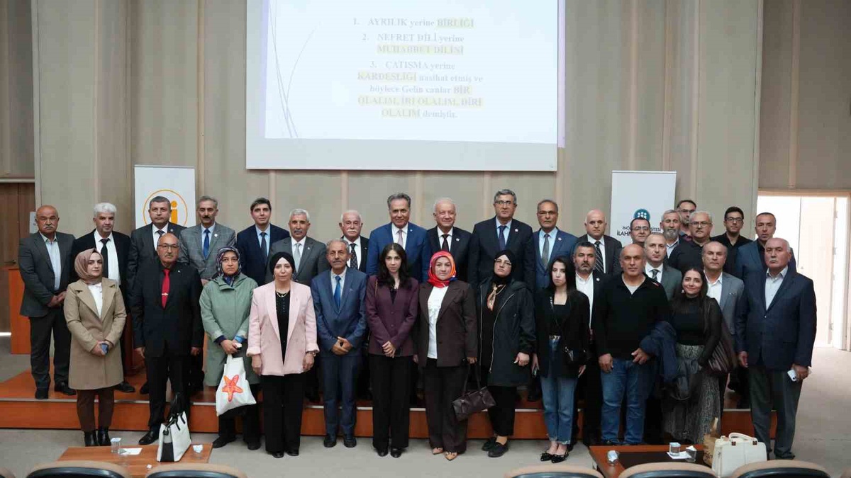 Durmuş Boztuğ, Alevi ocaklarının Horasan\'dan Balkanlar\'a yolculuğunu anlattı