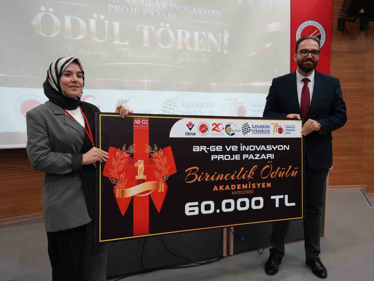Kastamonu Üniversitesi\'nde 82 projenin finale kaldığı yarışmada 19 proje ödül aldı