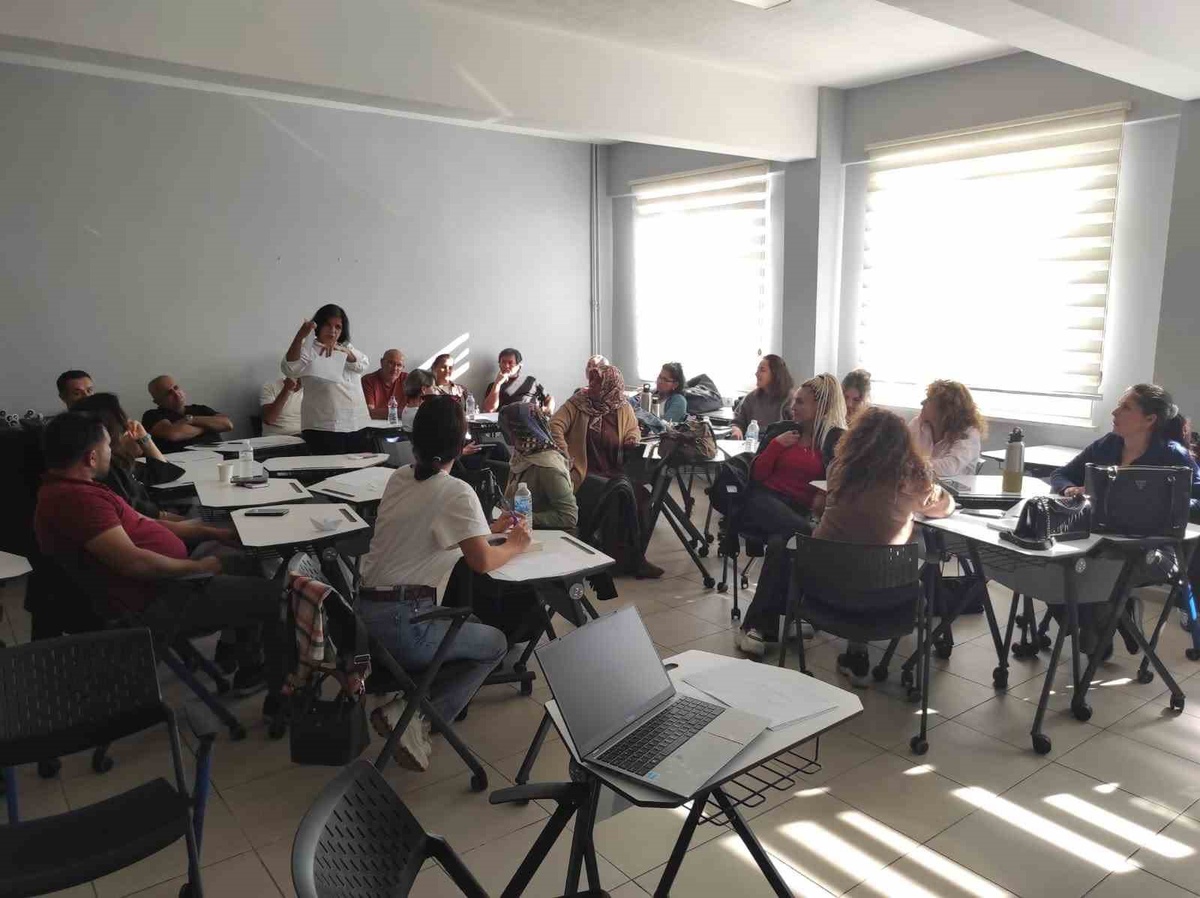 Köyceğiz\'de öğretmenlere iki günlük Maarif Modeli semineri tamamlandı