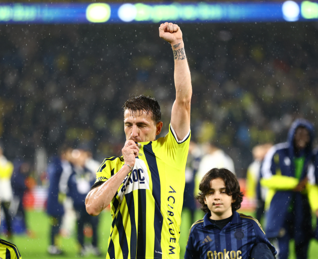 Mert Hakan Yandaş 568 gün sonra geri döndü, tribünler o sesle inledi