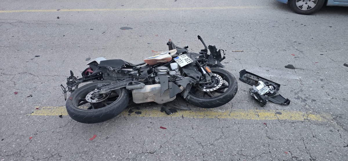 21 yaşındaki motosiklet sürücüsü, Niğde\'de kazada yaralanıp yoğun bakımda öldü