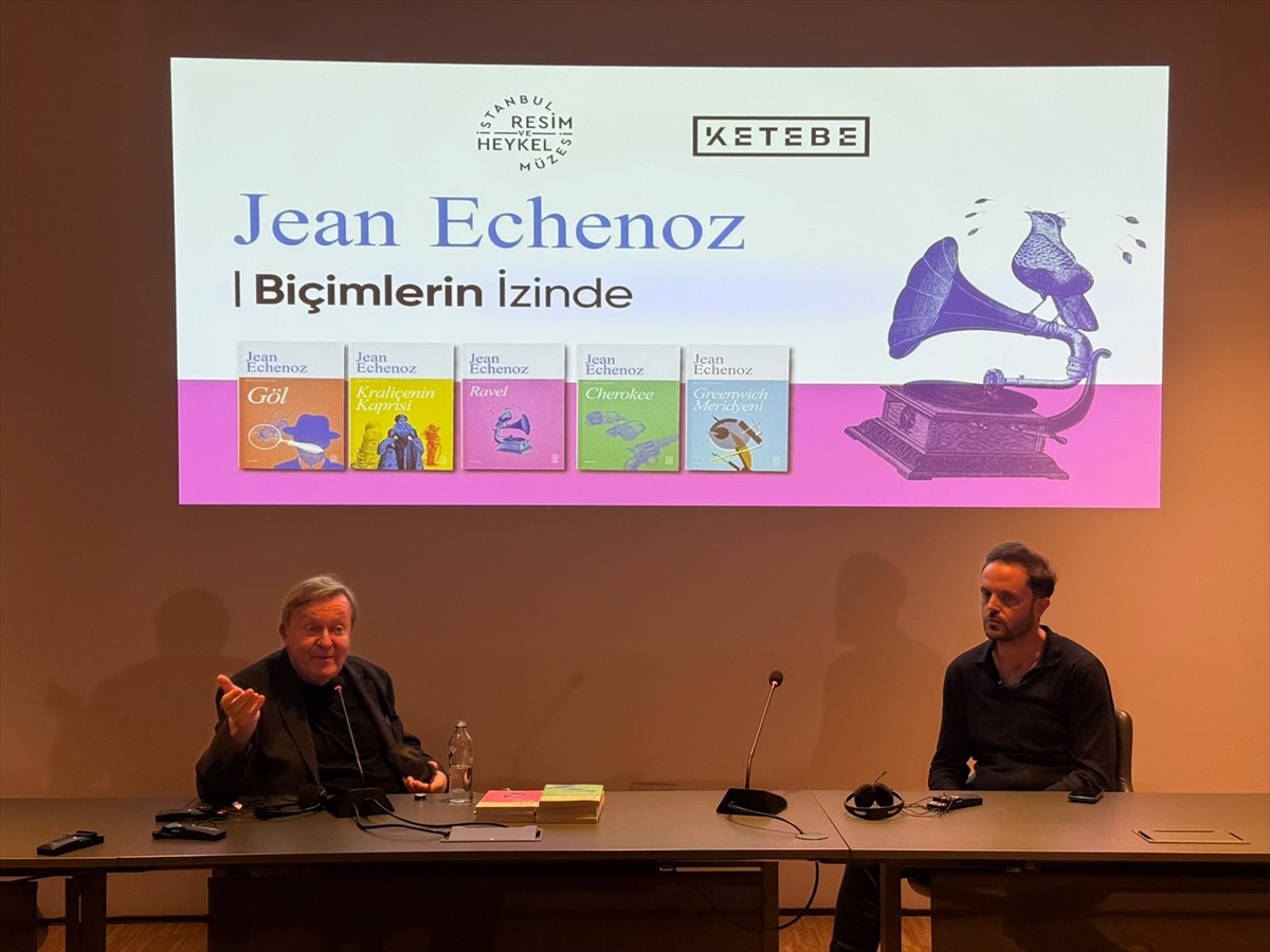 Prix Goncourt ödüllü Jean Echenoz, \'Biçimlerin İzinde\' etkinliğinde okurlarla buluştu