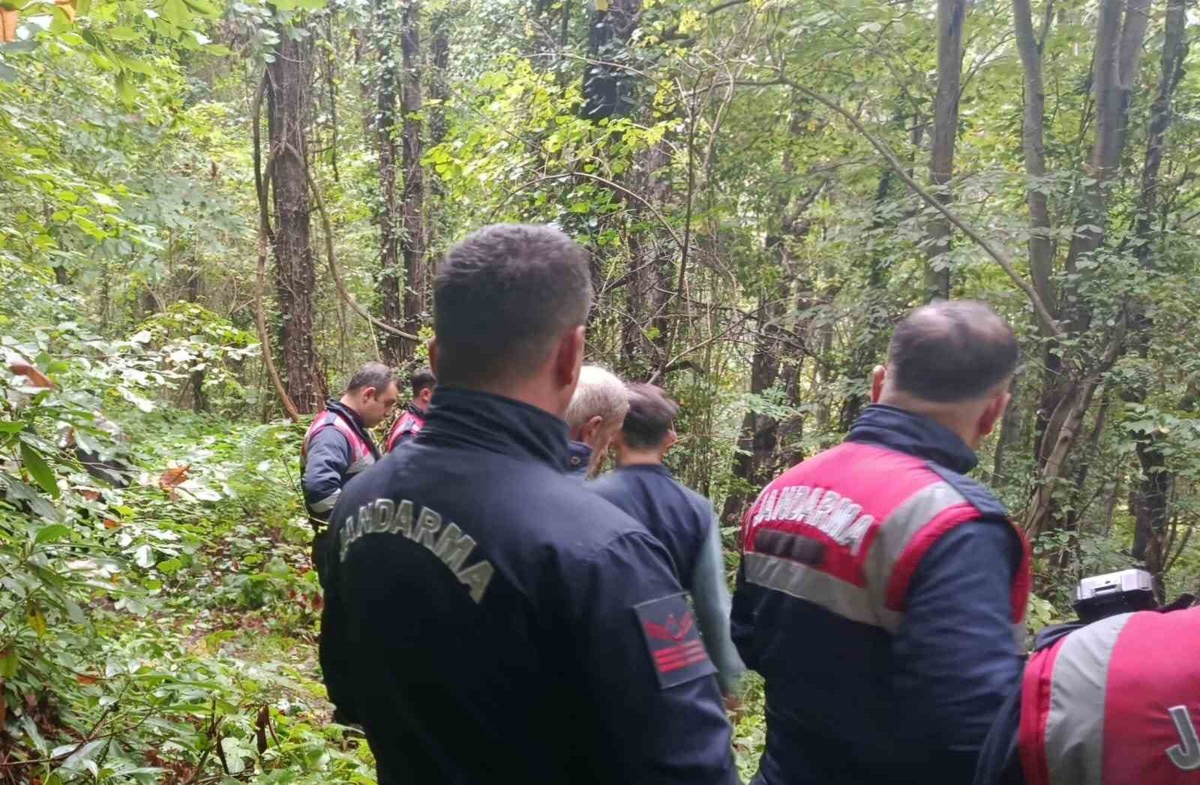 Sapanca\'da kardeşleriyle kestane toplayan 66 yaşındaki Durmuş Duran ölü bulundu