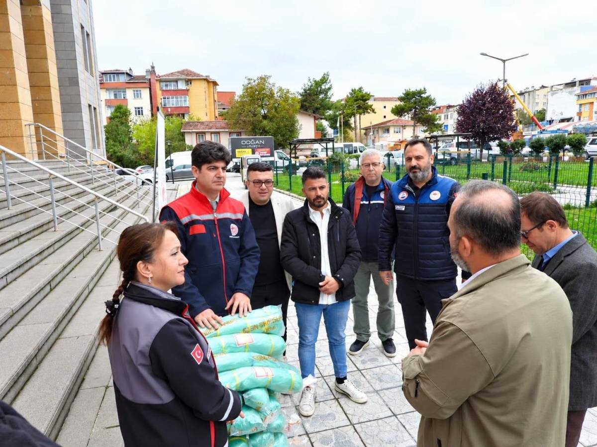 Sinop Durağan\'da balıkçılara Altınkaya Baraj Gölü\'nde uzatma ağı desteği sağlandı