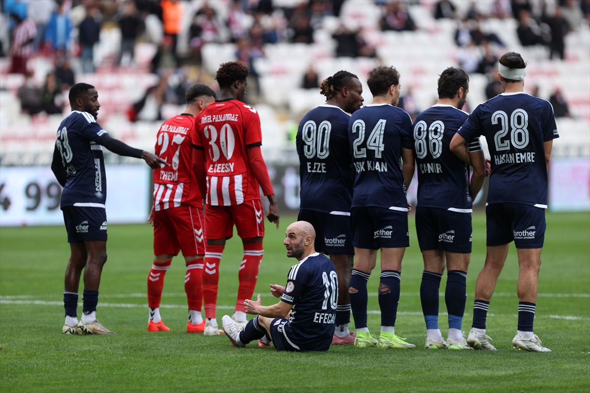 Sivasspor, Sarıyer\'le 1-1 berabere kalırken Manaj 30. dakikada eşitliği sağladı