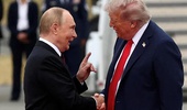 Trump'tan Putin'e sürpriz jest! Rusya yaptırımlarını askıya aldı