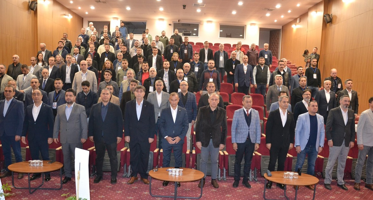 Uğur Bayil, TOÇ Bir-Sen Manisa Şubesinde 900\'ü aşan üyeyle yeniden başkan seçildi