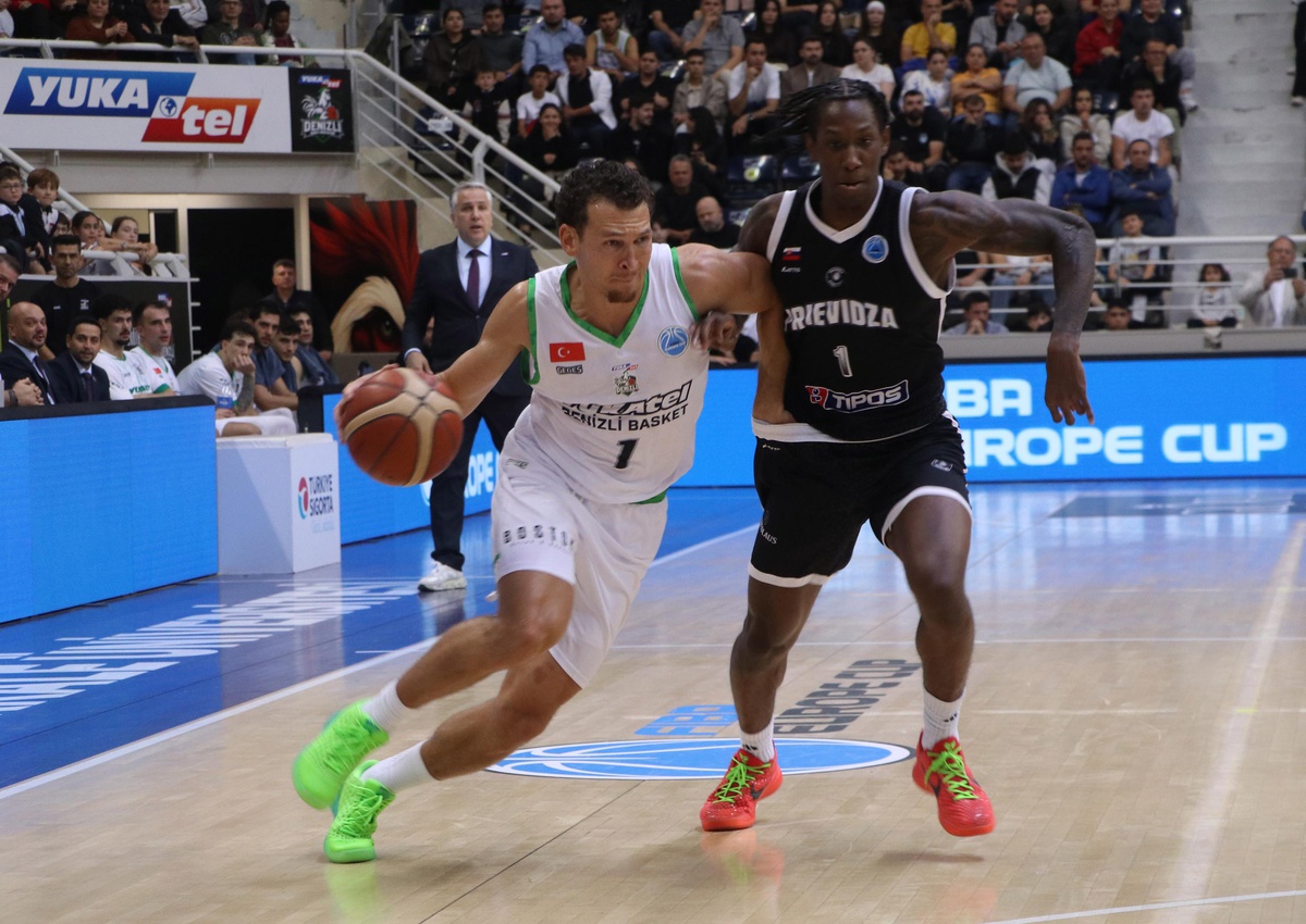 Yukatel Denizli Basket yarın evinde Trabzonspor\'u saat 13.00\'te konuk edecek