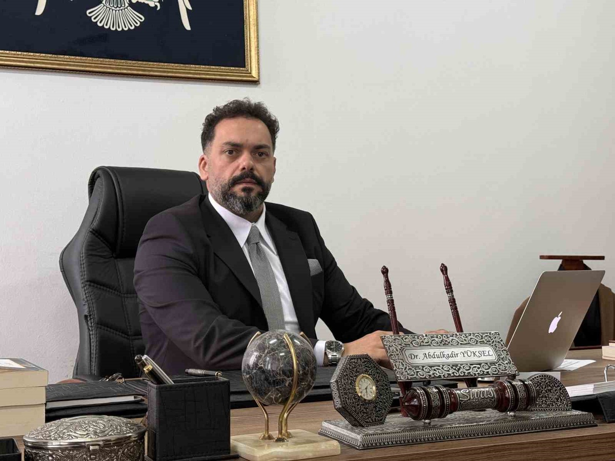 Yüksel, yapay zekanın 2030\'a kadar 92 milyon işi bitireceği uyarısında bulundu