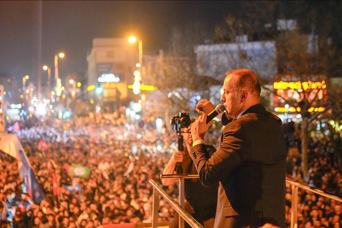 AK Parti\'ye geçeceği iddia edilmişti: Sancaktepe Belediye Başkanı Alper Yeğin\'den açıklama