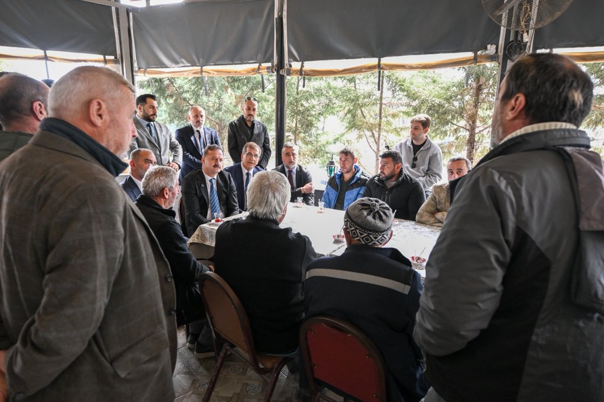 Anahtar Parti Genel Başkanı Ağıralioğlu, Sakarya\'da selzedeleri ziyaret etti