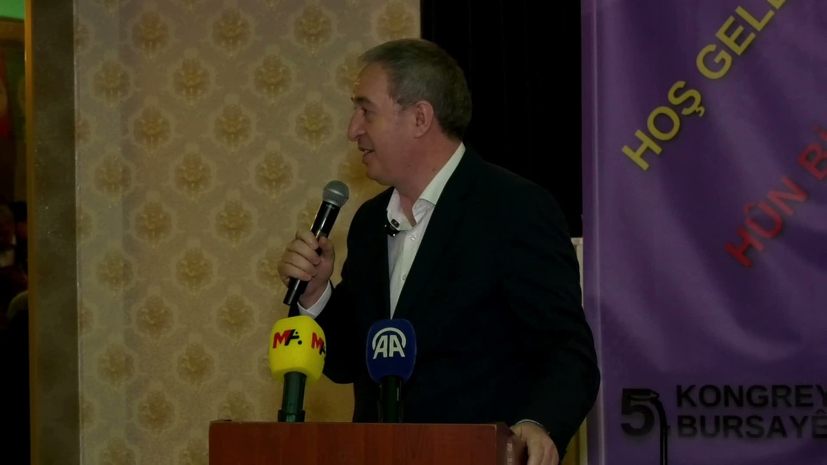 DEM Parti Eş Genel Başkanı Bakırhan Bursa\'da cezaevlerinden adım atma çağrısı yaptı