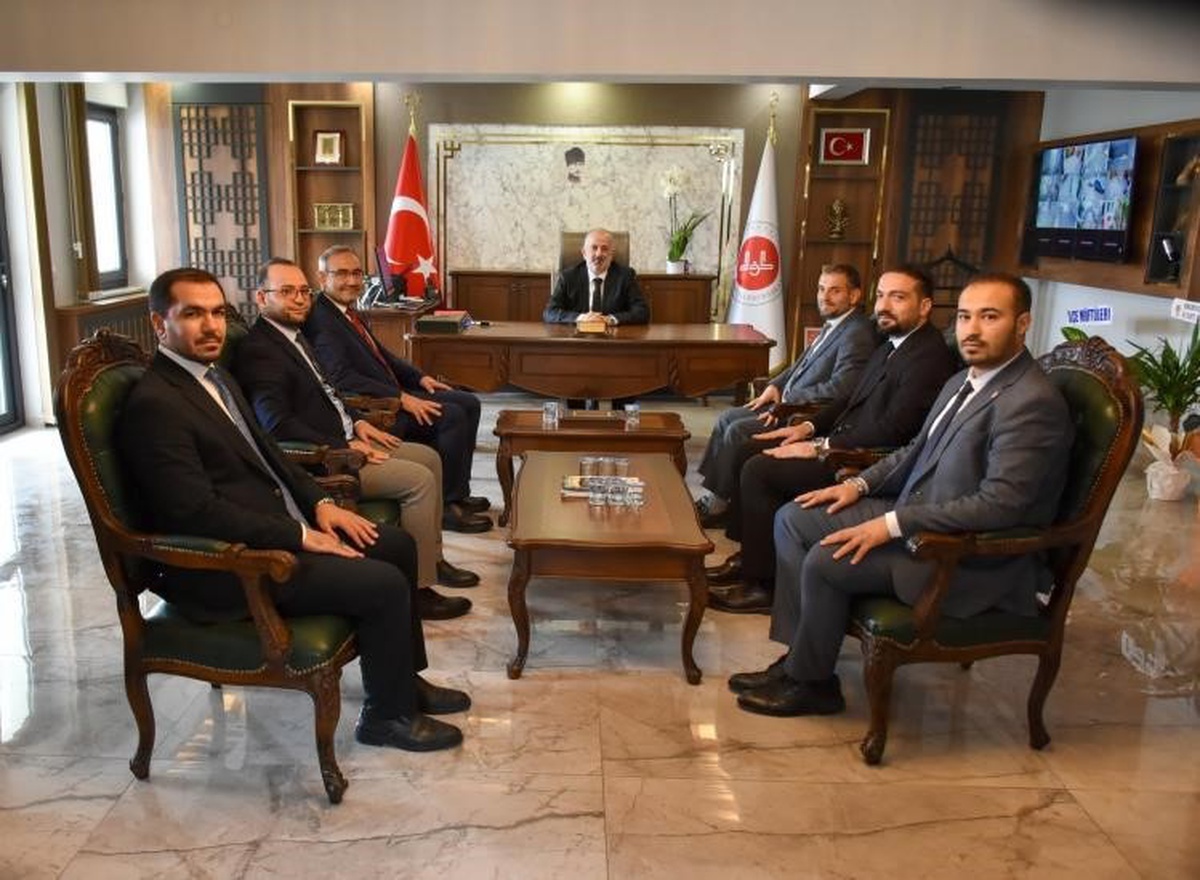 Yeni İl Müftüsü Dikmen, Bilecik\'teki ilçe müftülerini makamında ağırladı