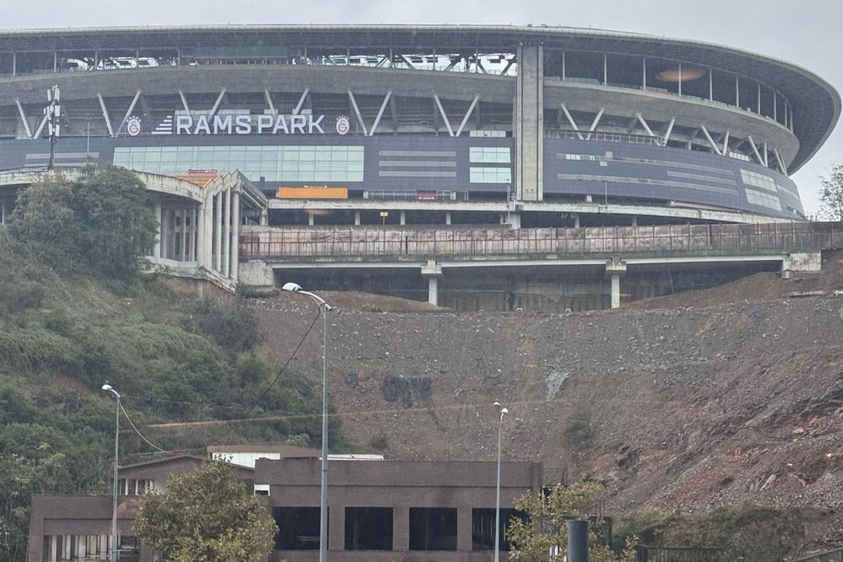 Çevre ve Şehircilik Bakanlığı\'ndan Galatasaray\'ın stadı için açıklama