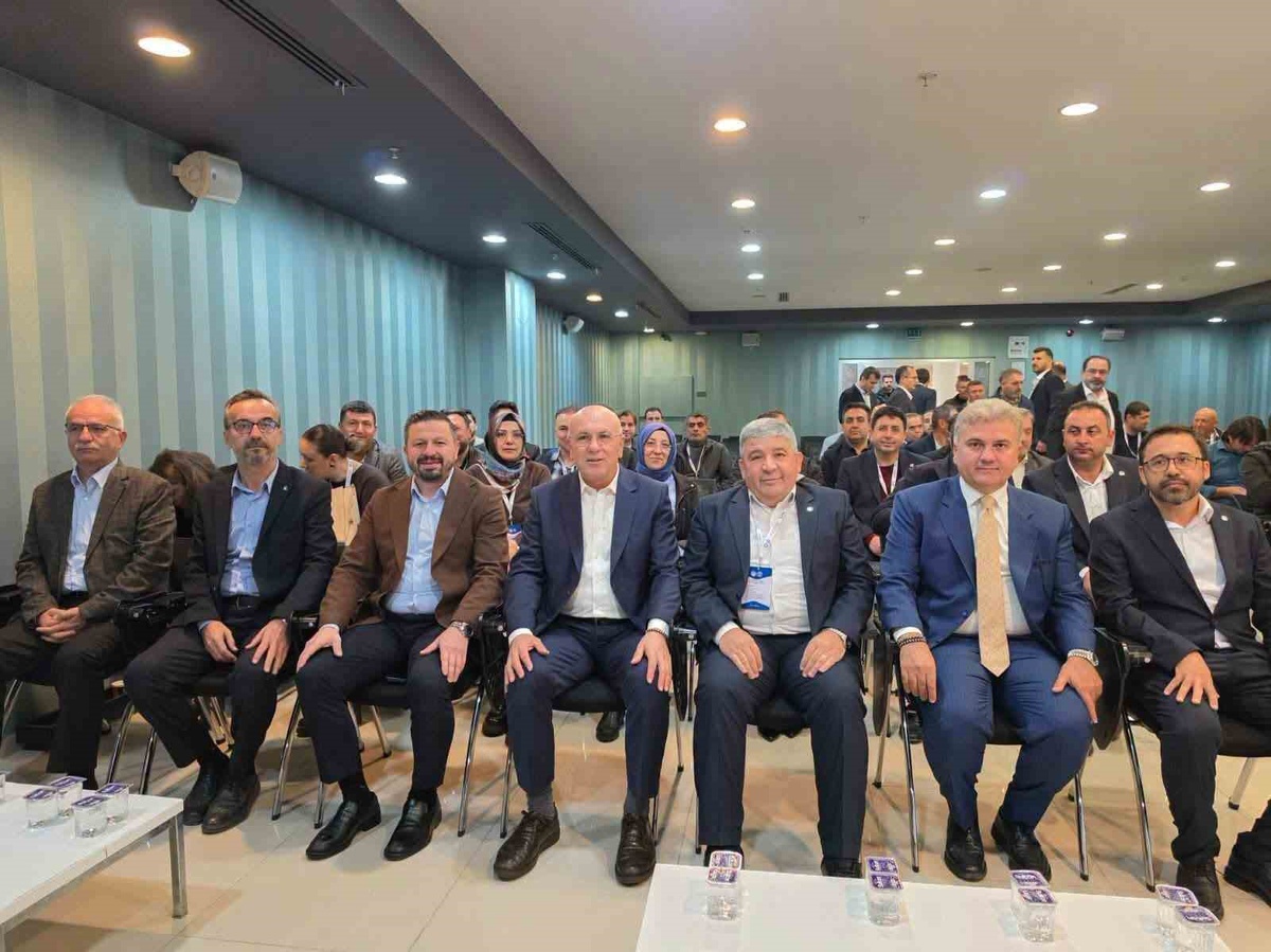 Ercan Kurter, Eğitim-Bir-Sen Balıkesir 1 Nolu Şube başkanlığına yeniden seçildi