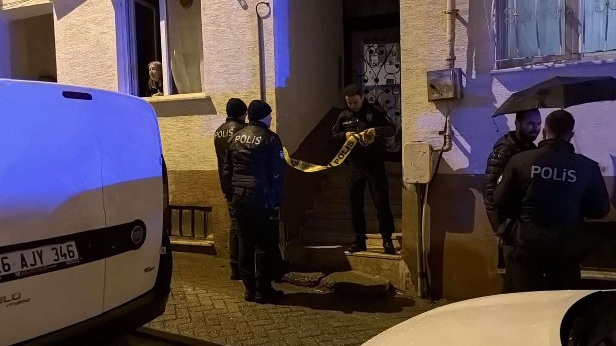Eskişehir\'de bıçaklanan Osman Koçak (45) yaşamını yitirdi, sevgilisi gözaltına alındı