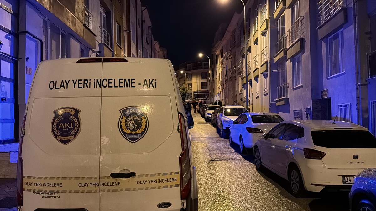 Eskişehir Odunpazarı\'nda bıçakla yaralanan 45 yaşındaki kişi evinde yaşamını yitirdi