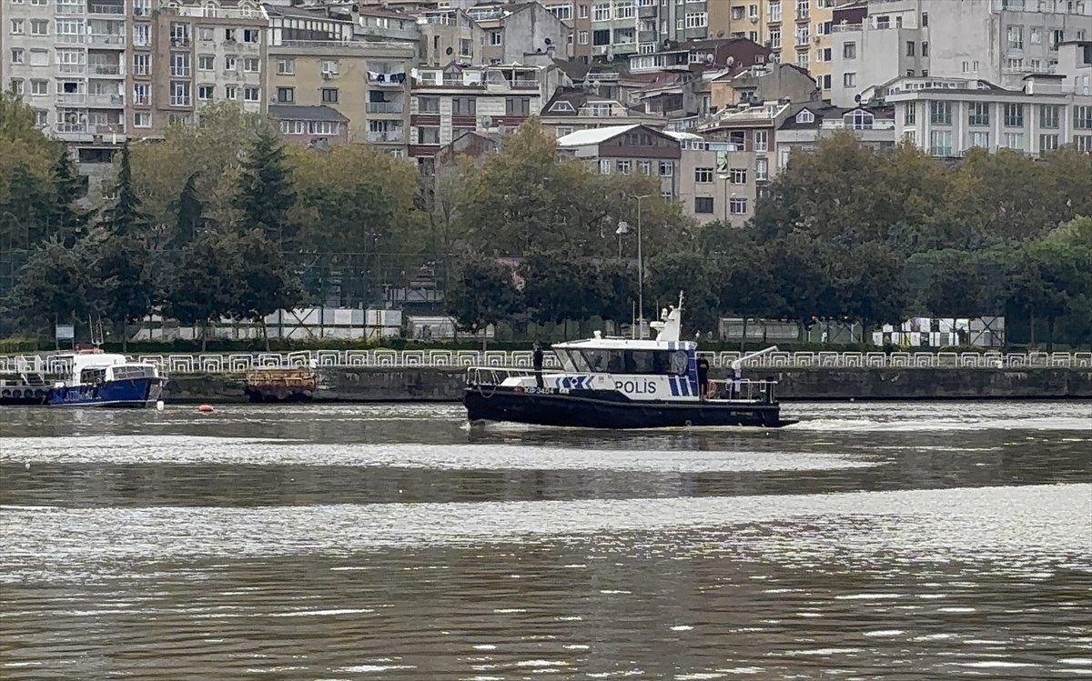 İstanbul\'daki selde kaybolan kişinin cesedi Haliç\'te bulundu, ölü sayısı 5\'e yükseldi